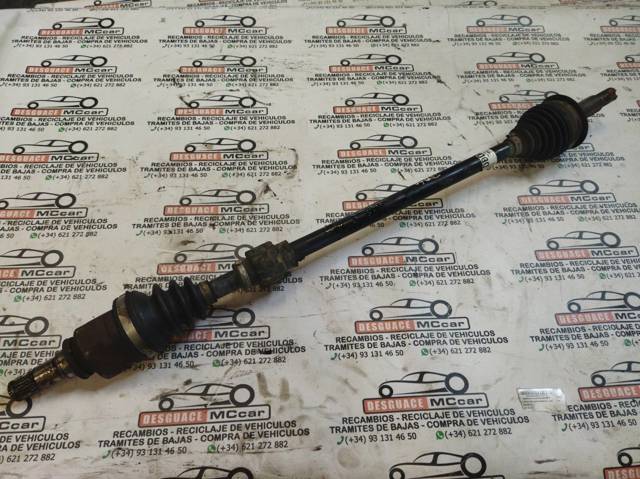 Półoś napędowa przednia prawa 434100D170 TOYOTA