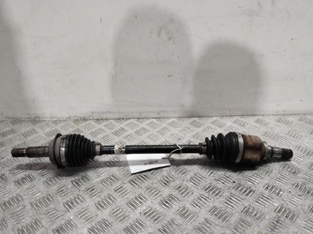 Półoś napędowa przednia prawa 434100D170 TOYOTA