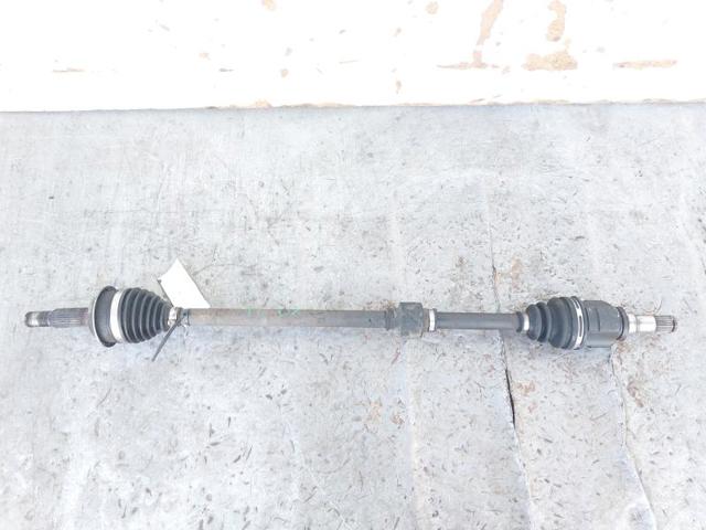 Półoś napędowa przednia prawa 434100D380 TOYOTA
