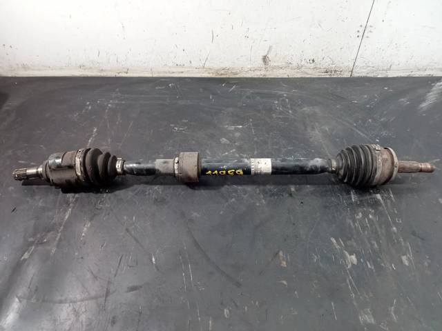 Półoś napędowa przednia prawa 434100F041 TOYOTA