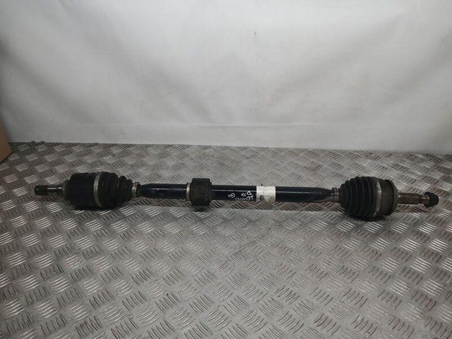 Półoś napędowa przednia prawa 434100F090 TOYOTA