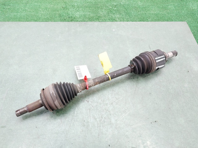 Półoś napędowa przednia lewa 4342002611 TOYOTA