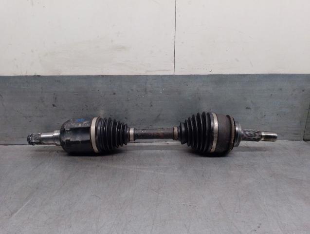 Półoś napędowa przednia 4343060082 TOYOTA