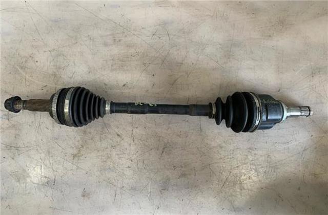 Półoś napędowa przednia prawa 4346049385 TOYOTA