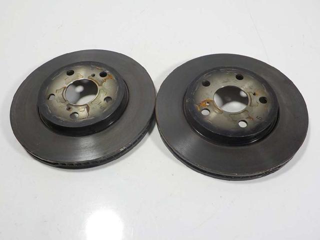 Tarcza hamulcowa przednia 4351202390 TOYOTA