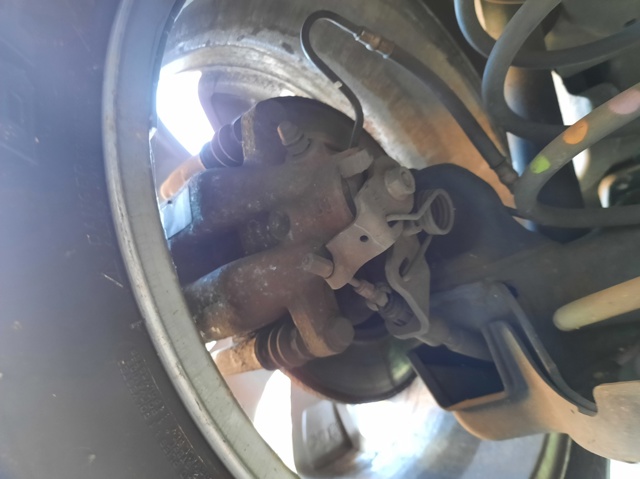 Zacisk hamulcowy tylny lewy 4400W5 PEUGEOT