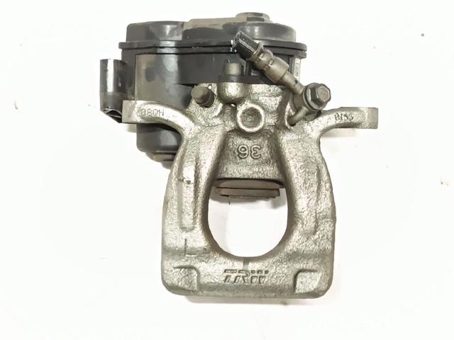 Zacisk hamulcowy tylny lewy 440114EA0A NISSAN