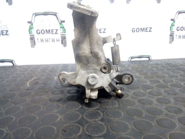 Zacisk hamulcowy tylny lewy 44011BU00A NISSAN