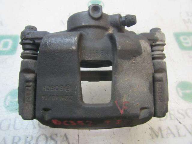 Zacisk hamulcowy tylny lewy 4401K4 PEUGEOT