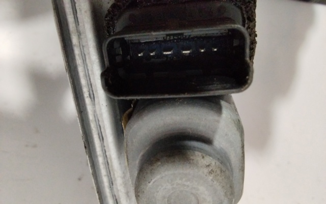Mechanizm podnoszenia szyby drzwi tylnych lewych 440726M RENAULT