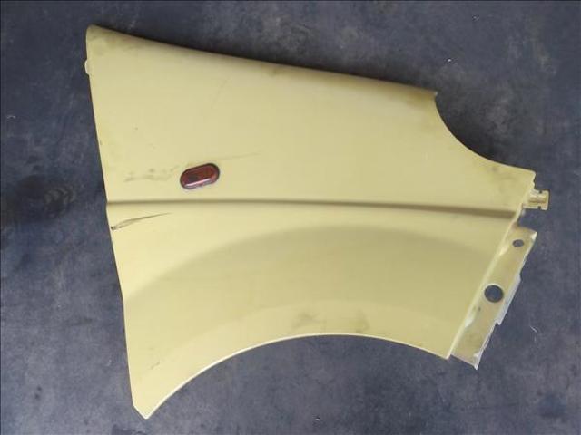 Błotnik przedni prawy 4408596 OPEL