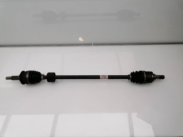 Półoś napędowa przednia prawa 4410172K00 SUZUKI