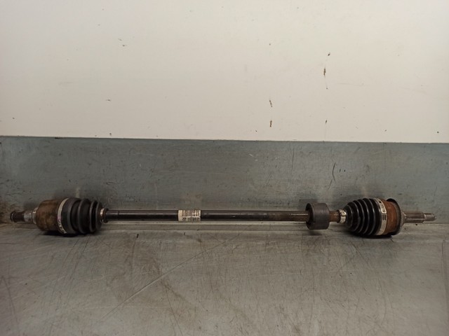 Półoś napędowa przednia prawa 4410172K00 SUZUKI
