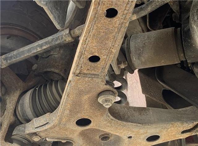 Półoś napędowa przednia prawa Suzuki Vitara ETJA