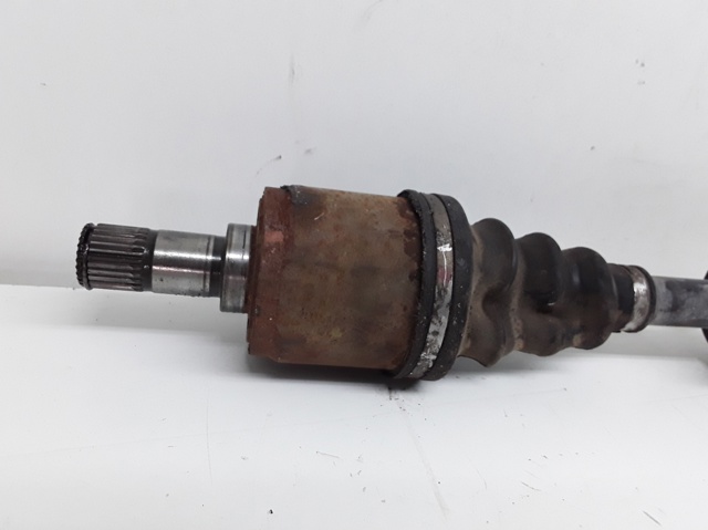 Półoś napędowa przednia lewa 44306SMGE01 HONDA