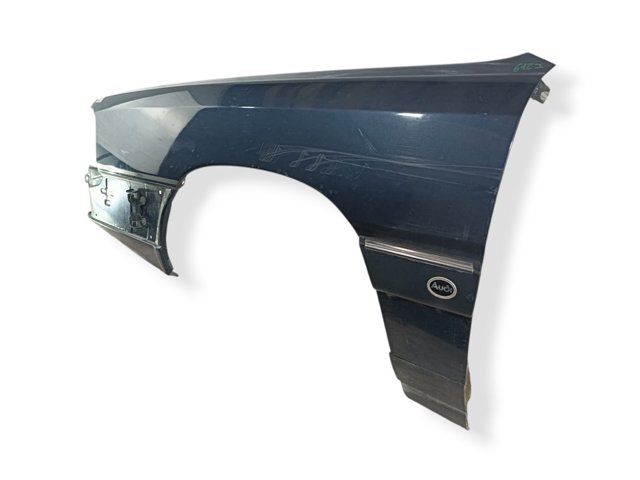 Błotnik przedni lewy Audi 100 44, 44Q