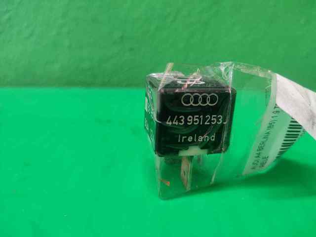 Przekaźnik wentylatora Audi A8