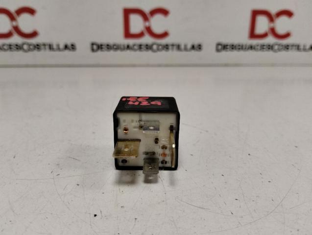 Przekaźnik wentylatora 443951253J VAG