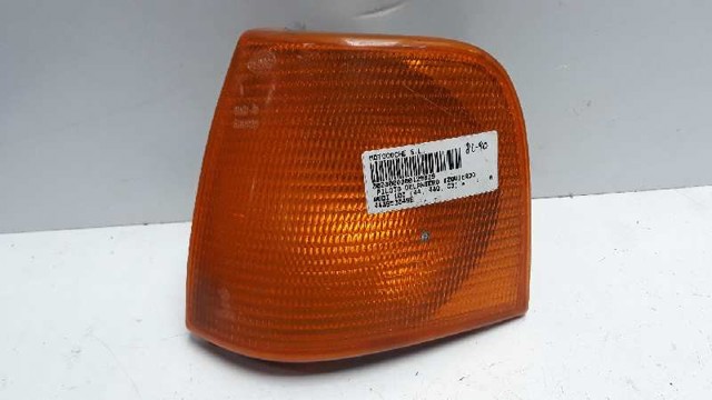 Kierunkowskaz lewy 443953049E VAG