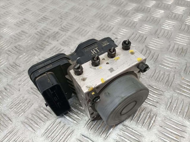 Sterownik ABS  hydrauliczny 4451010110 TOYOTA