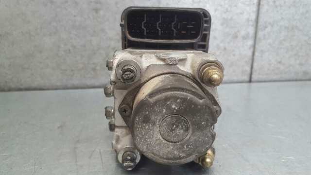 Sterownik ABS  hydrauliczny 4451042080 TOYOTA