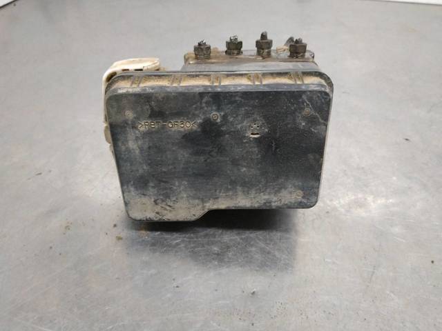 Sterownik ABS  hydrauliczny 4451042080 TOYOTA