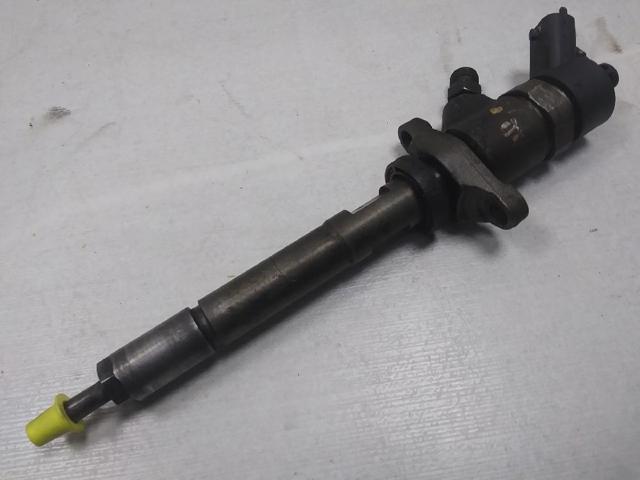 Wtryskiwacz paliwa 445110188 MAZDA