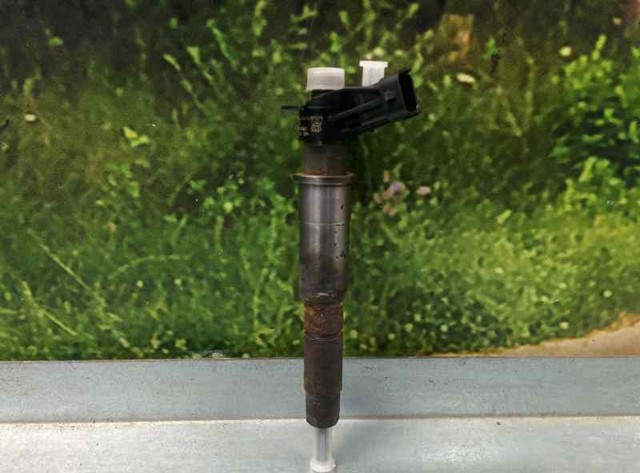 Wtryskiwacz paliwa 445115084 NISSAN