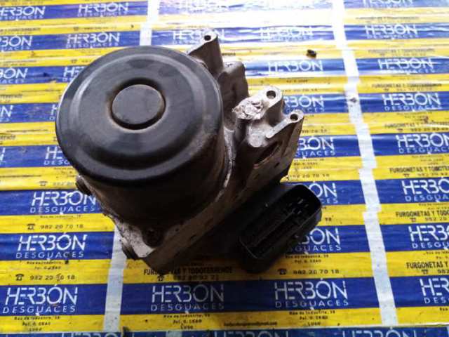 Sterownik ABS  hydrauliczny 4454042040 Toyota