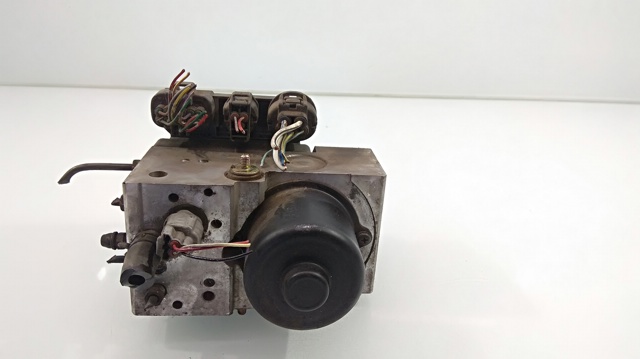 Sterownik ABS  hydrauliczny Lexus RX MCU1