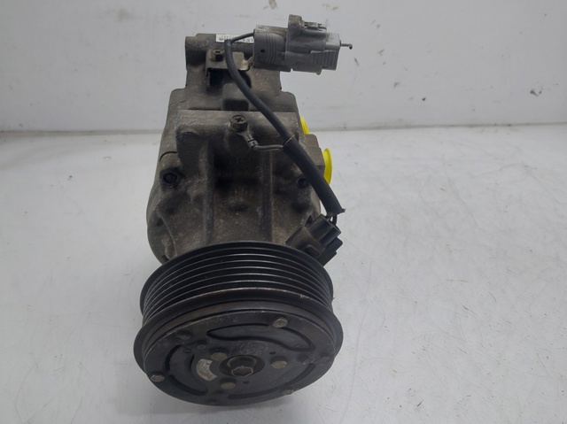 Sprężarka klimatyzacji 4472206361 TOYOTA