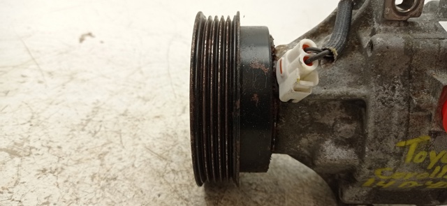 Sprężarka klimatyzacji 4472206364 TOYOTA