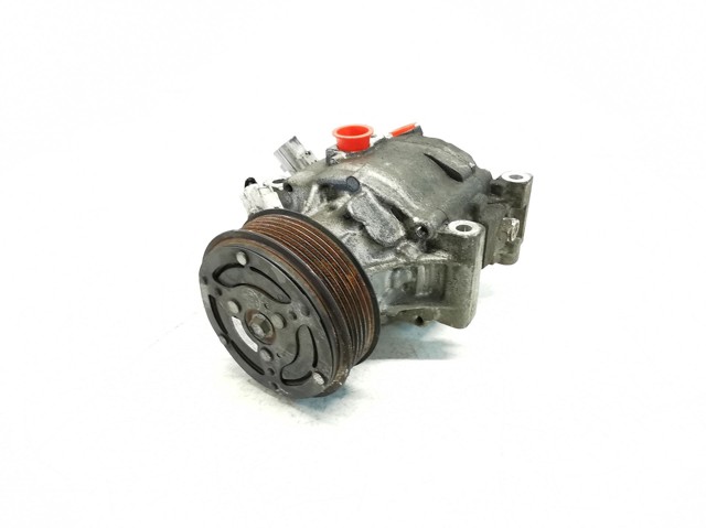 Sprężarka klimatyzacji 4472206364 TOYOTA