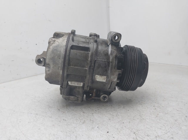 4472208026 BMW