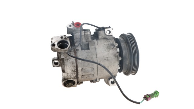 Sprężarka klimatyzacji 4472208350 VAG