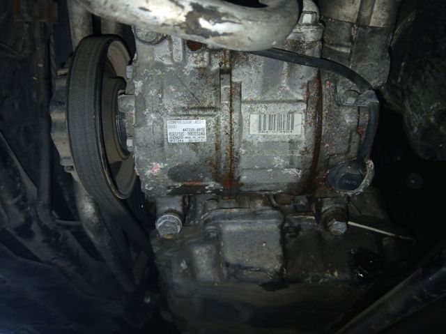 Sprężarka klimatyzacji 4472208812 VAG