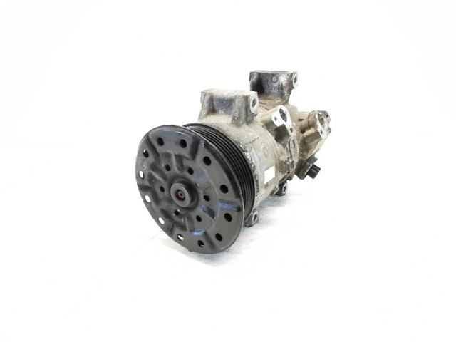 Sprężarka klimatyzacji 4472601258 TOYOTA