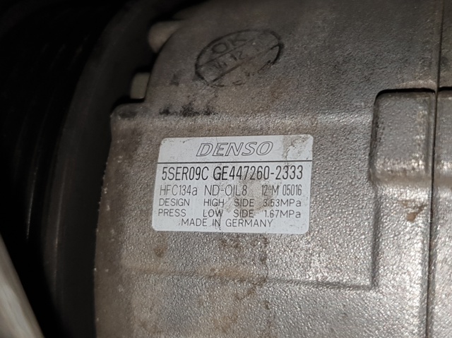 Sprężarka klimatyzacji 4472602333 TOYOTA