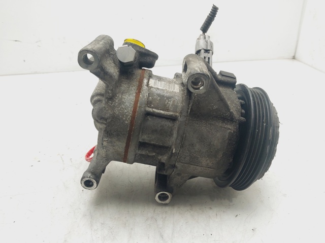 Sprężarka klimatyzacji 4472604201 TOYOTA