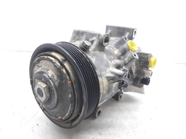 Sprężarka klimatyzacji 4472806581 TOYOTA