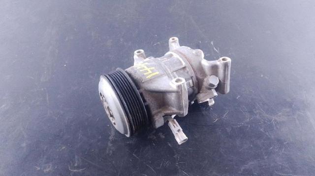 Sprężarka klimatyzacji 4472806600 TOYOTA