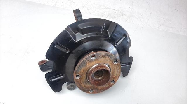 Czop (zwrotnica) przedni lewy 4515161M00000 SUZUKI