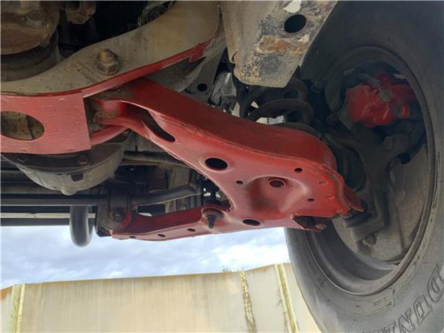 Wahacz zawieszenia przedniego dolny prawy 4520156B00 SUZUKI