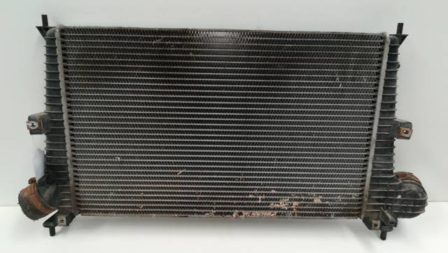 Chłodnica intercoolera 4576039 GM