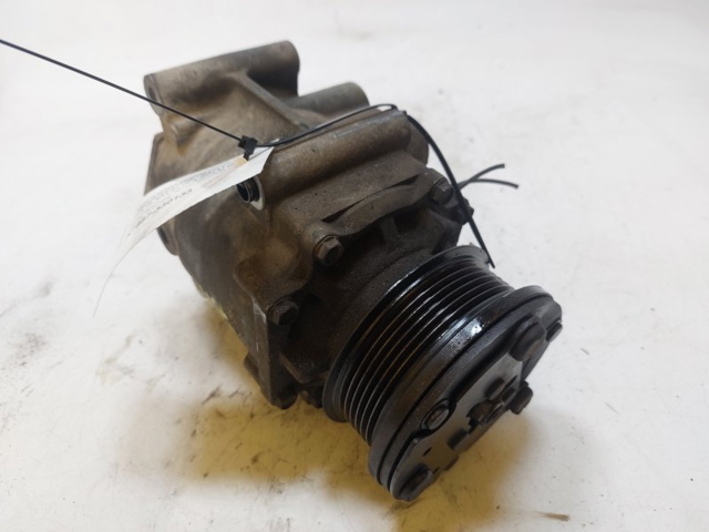 4588121 Ford