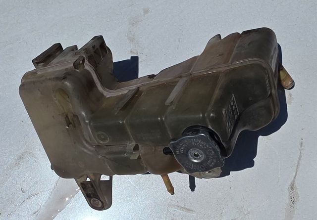 Zbiorniczek wyrównawczy układu chłodzenia 4596466AF CHRYSLER
