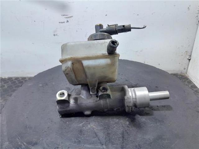Główny cylinder hamulców 4601000Q0A NISSAN