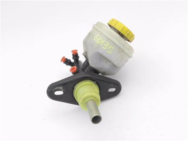 Główny cylinder hamulców Nissan Vanette C23