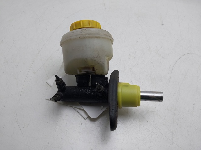 Kupić Główny cylinder hamulców Nissan Serena  C23 w dobrej cenie