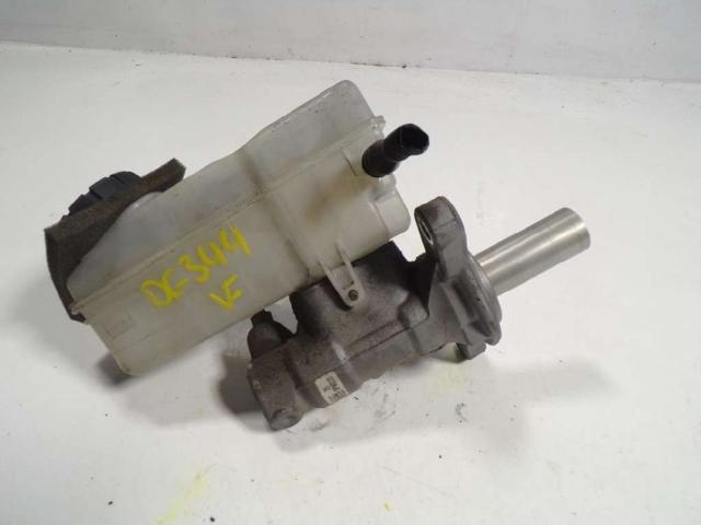 Główny cylinder hamulców 460112629R RENAULT